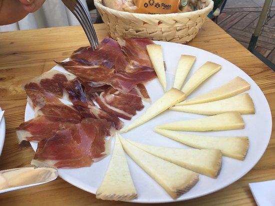 La Plaza Gastrobar