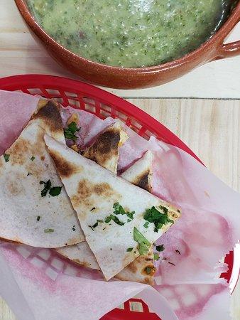 Tres Tacos