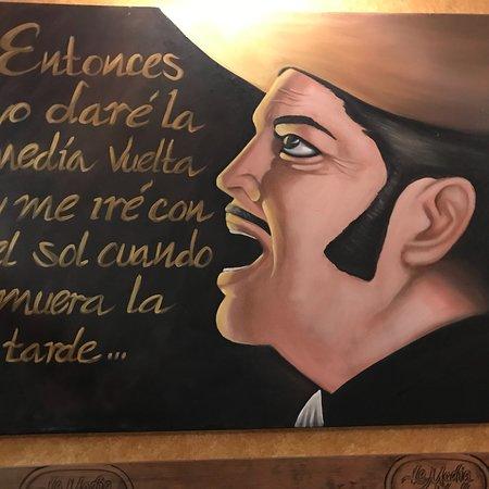 La Media Vuelta
