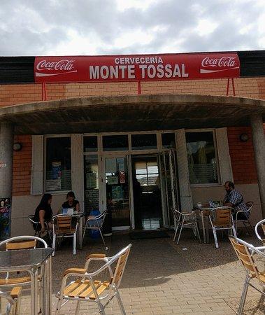 Cervecería Cafetería Monte Tossal