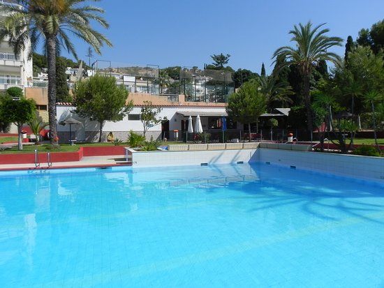 Piscina Las Palomas