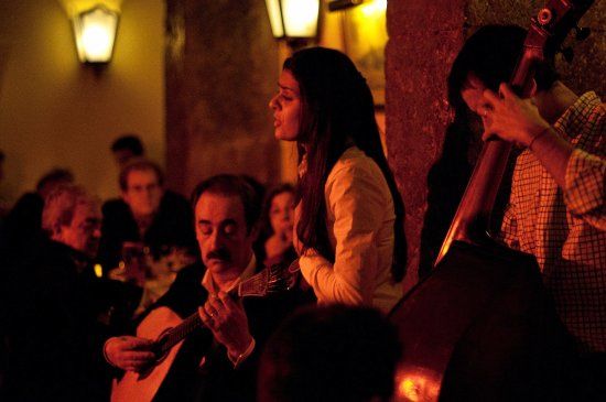 Clube de Fado